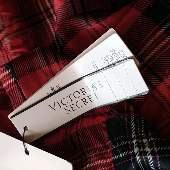 NWT Victoria Secret Plaid Fur Slippers - Picture 4 of 5